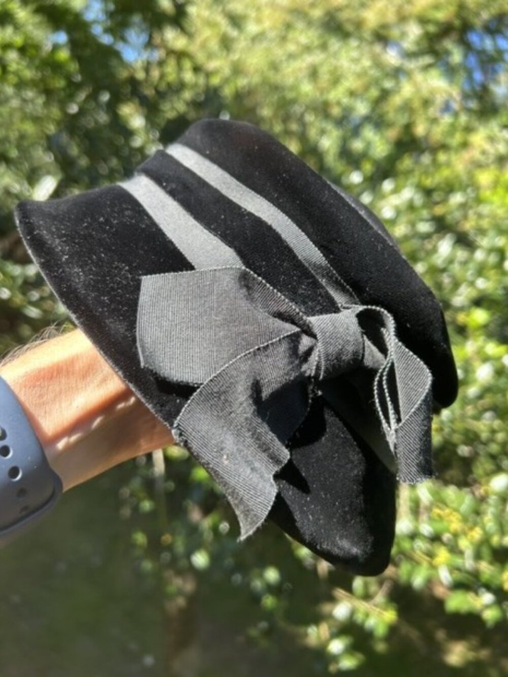 BLACK VELVET Vintage Cloche Bucket HAT